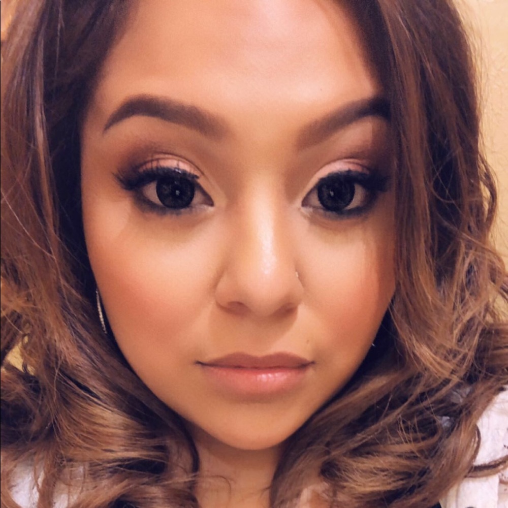 Meet your Posher, Guadalupe